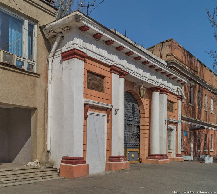 Главные ворота Адмиралтейства