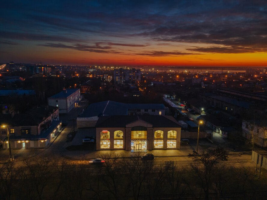 Вечер покажет. Вечер в городе. Николаев с высоты. Николаев с птичьего полета. Николаев с высоты птичьего полета.