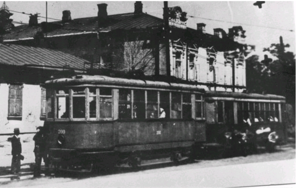 Вагоны николаевской постройки в Днепре. Конец 1920-х годов.