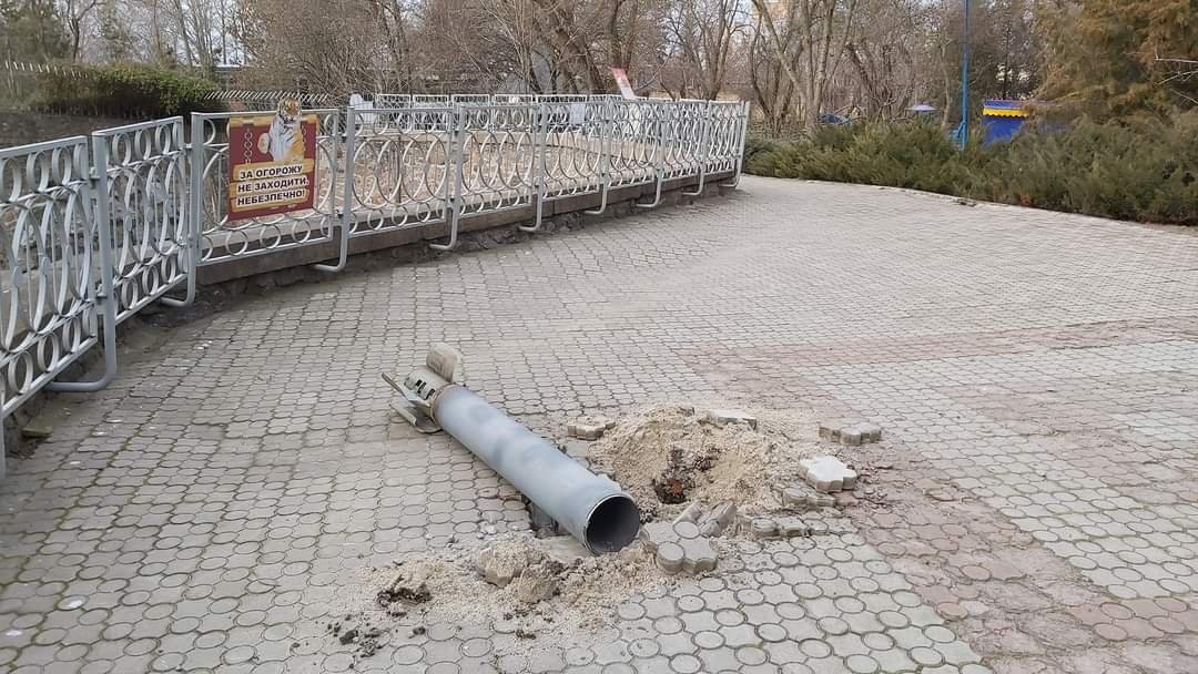 Росіяни влучили снарядом у Миколаївський зоопарк, - ФОТО 
