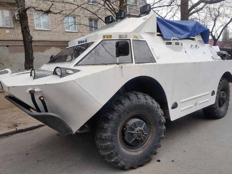 Миколаївець передав на потреби муніципальної варти демілітарізований БРДМ, - ФОТО