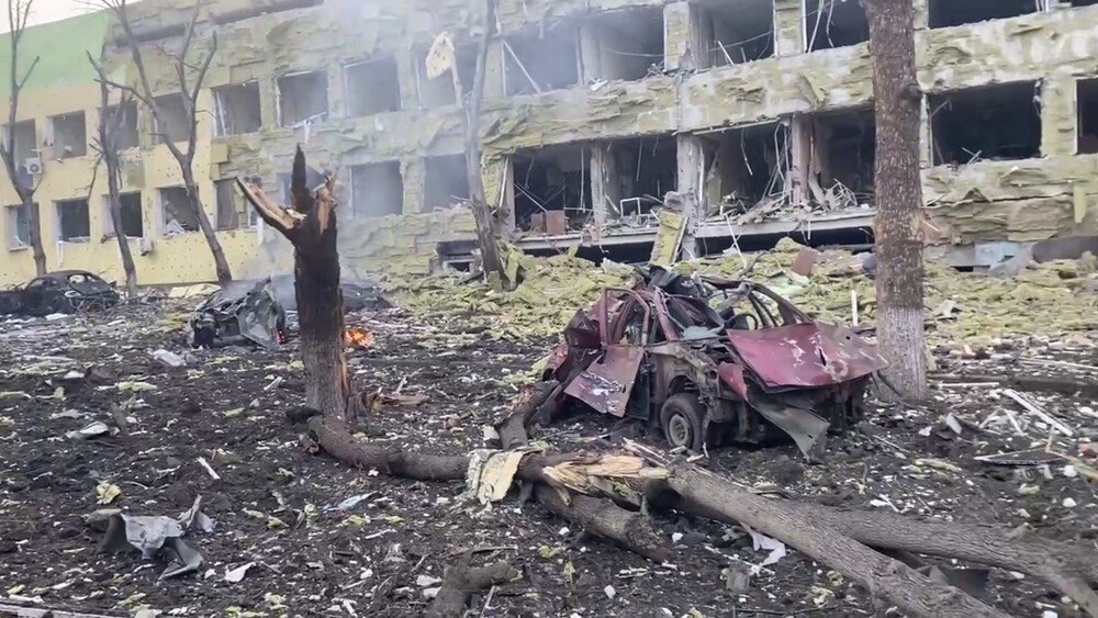 авіаудар по дитячій лікарні в маріуполі