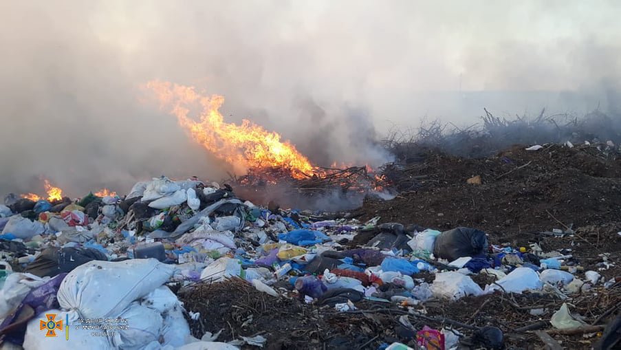 пожежа внаслідок обстрілу в миколаєві