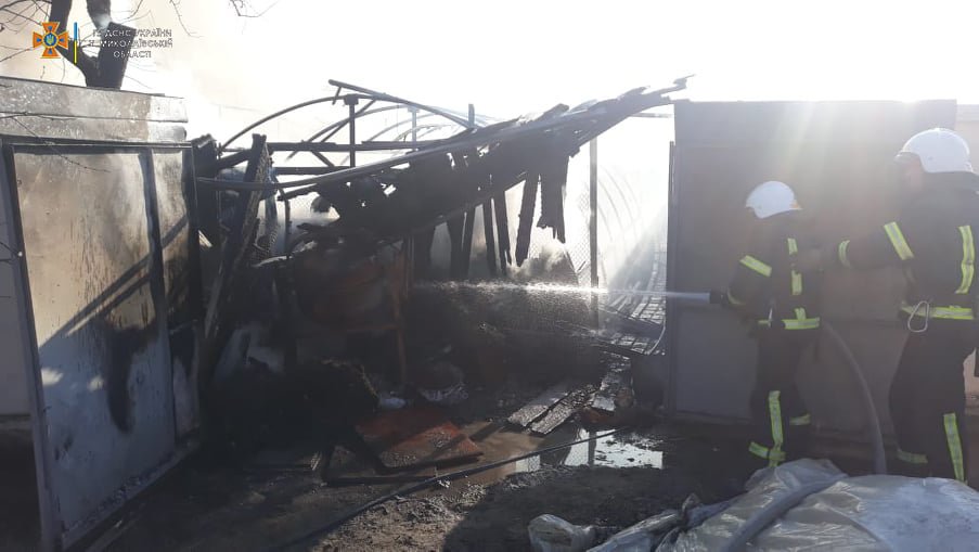 пожежа внаслідок обстрілу в миколаєві