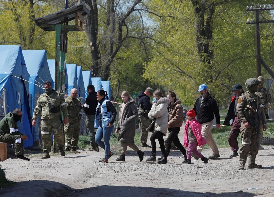 евакуація мирних з Азовсталі