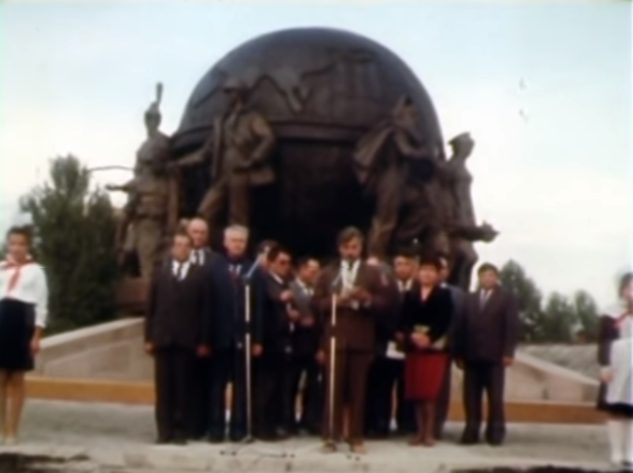 пам'ятник "Слава праці корабелів"