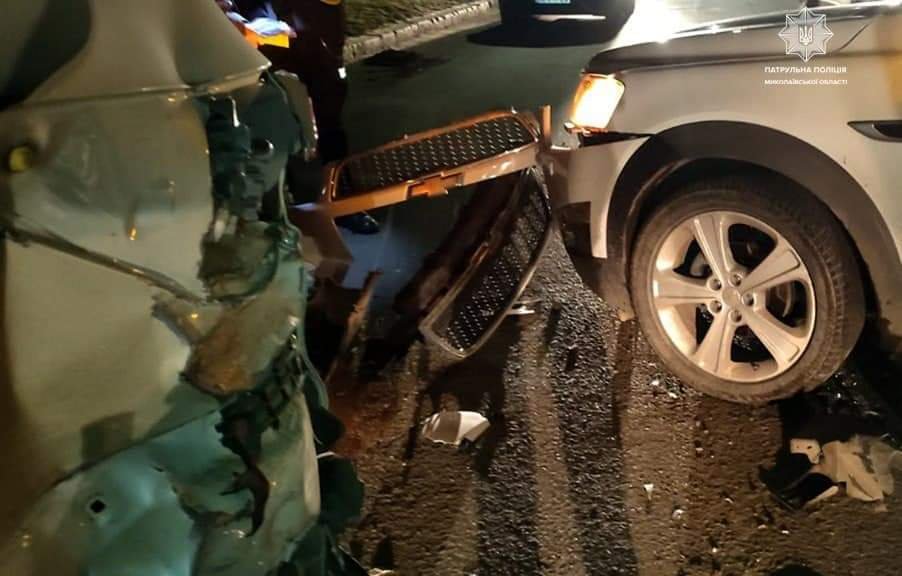 Недотримання дистанції: у Миколаєві сталась ДТП, - ФОТО 
