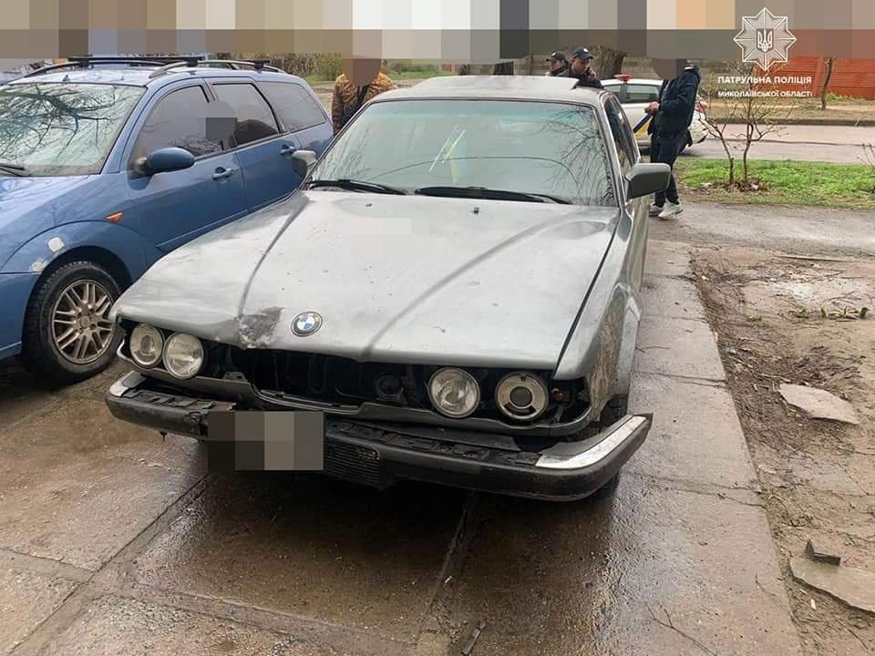 У Миколаєві затримали водія, який покинув місце ДТП. Результат на алкоголь у вісім разів перевищував норму, - ФОТО 