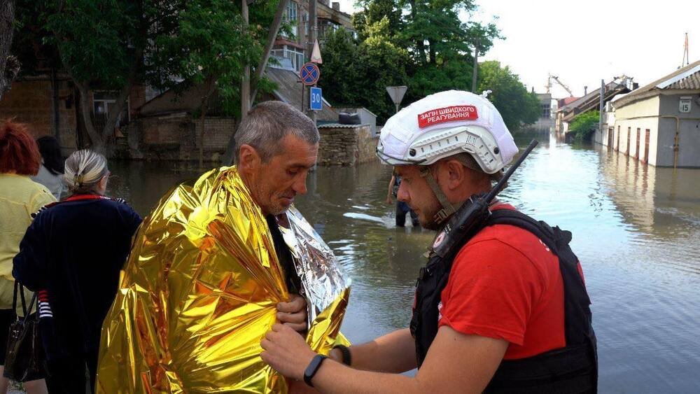Евакуція людей з Херсону. Фото ЗШР "ТЧХУ"