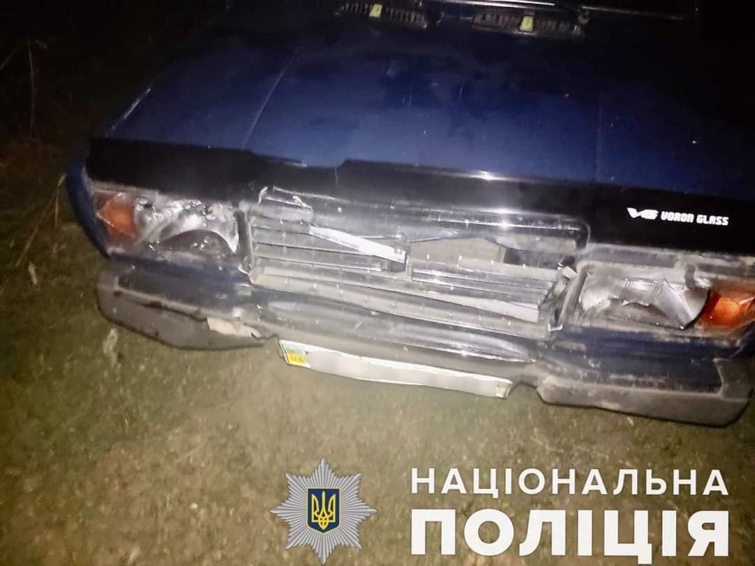 На Миколаївщині у ДТП травмувалась 14-річна водійка мопеда та її двоє юних пасажирів, - ФОТО