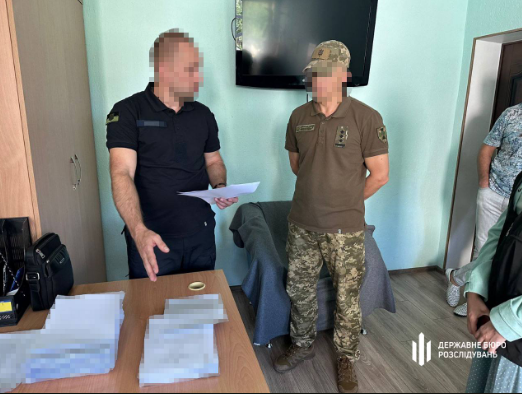 На Миколаївщині командир однієї з військових частин безпідставно нараховував виплати підлеглим: йому повідомили про підозру,- ФОТО