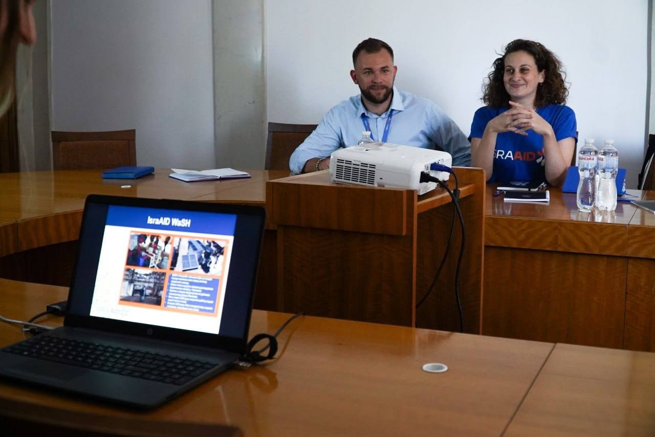 У Миколаєві презентували інтерактивну мапу пунктів видачі і очищення води: її розробили міжнародні партнери,- ФОТО