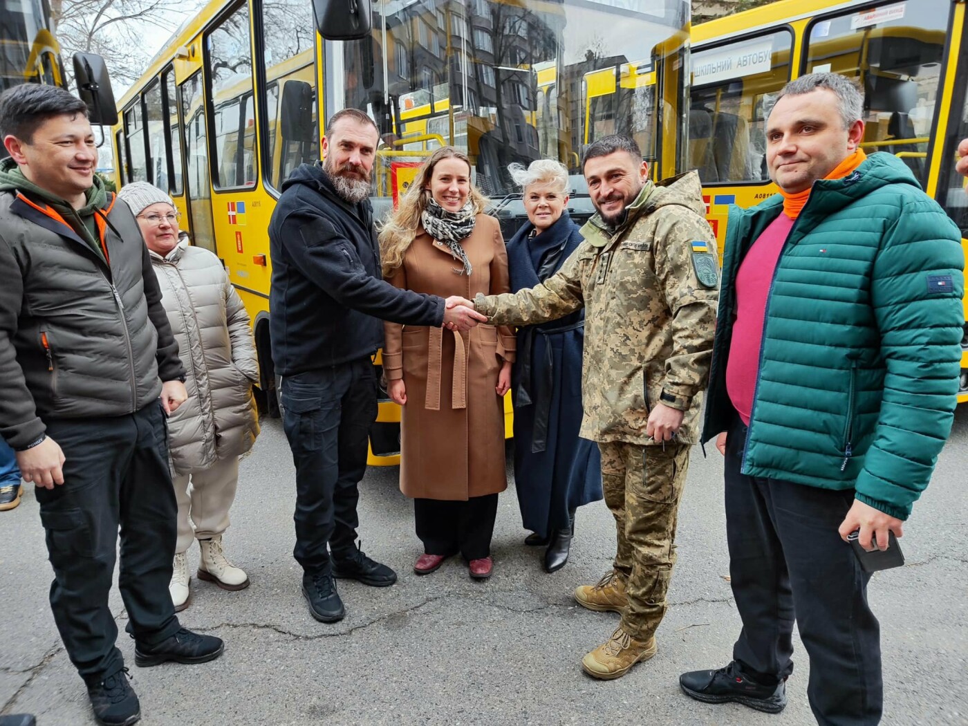 На Миколаївщині громади отримали 12 шкільних автобусів: ще очікується поставка 100 одиниць транспорту, - ФОТО, ВІДЕО