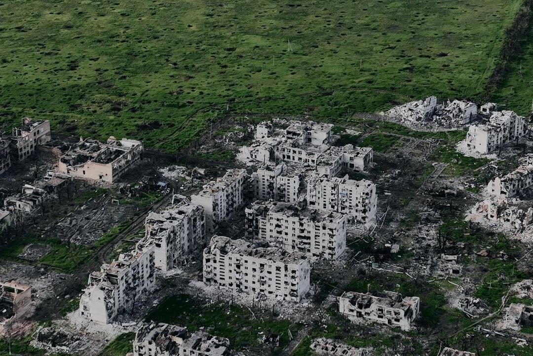 Все, что осталось от Марьинки. Фото 79 бригада