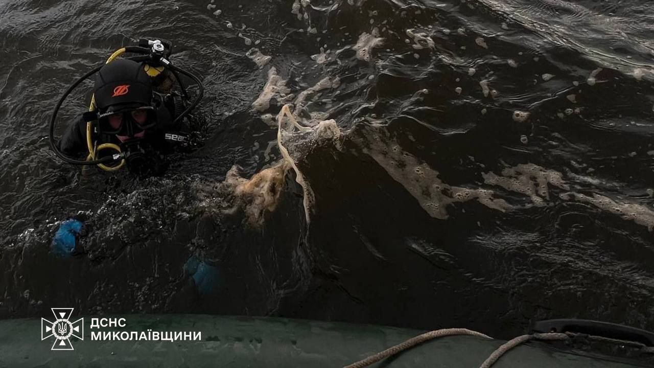 Водолазы ГСЧС подняли тело ребенка из акватории Намыва.