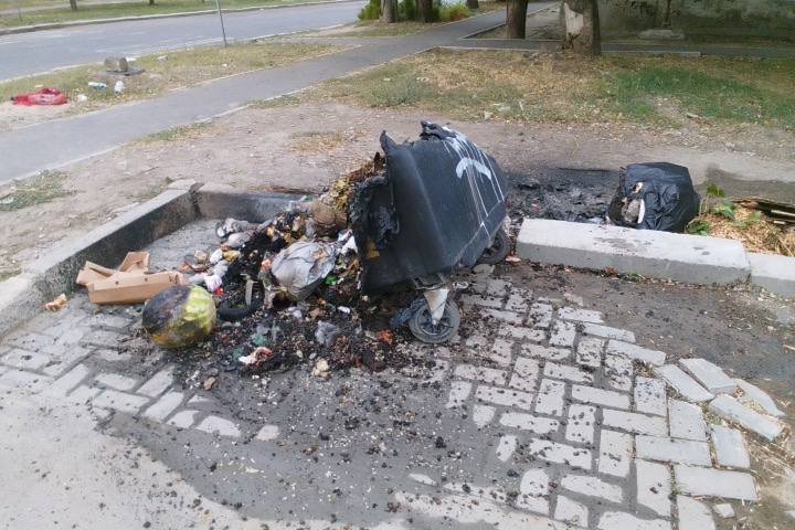 Мусорные баки Николаев
