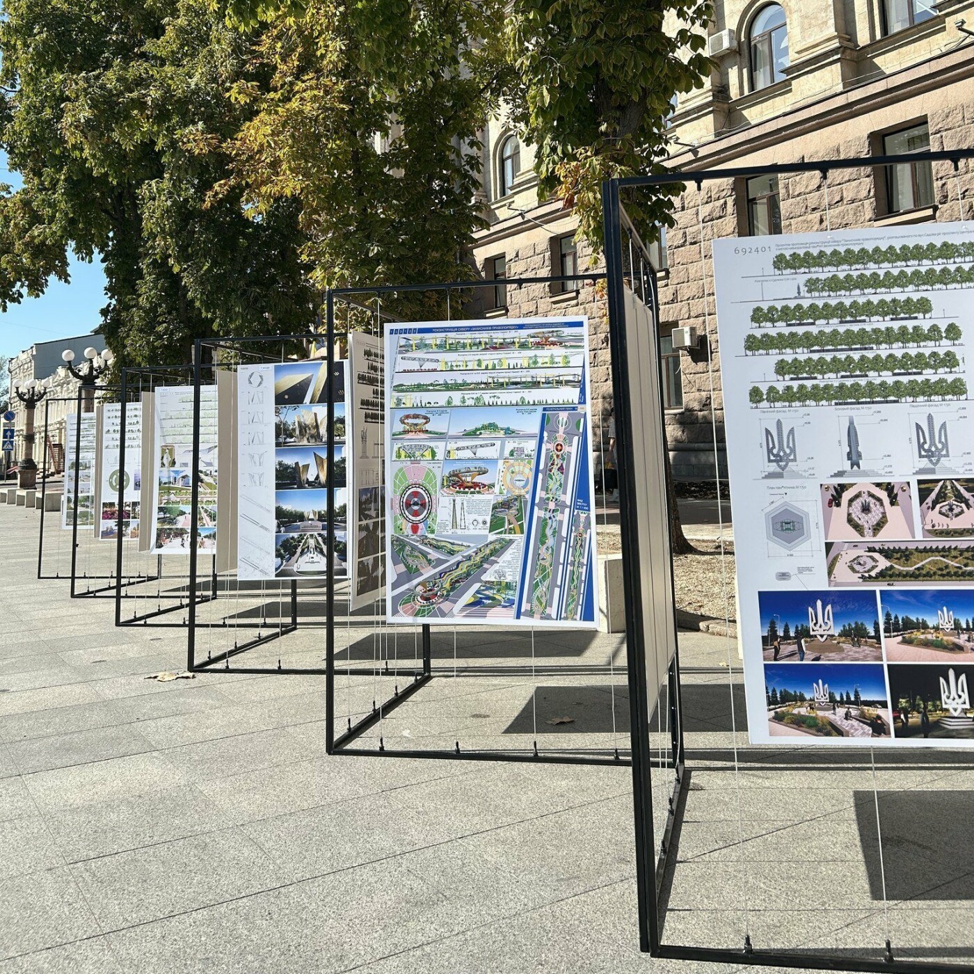 Выставка проектов сквера Защитников правопорядка
