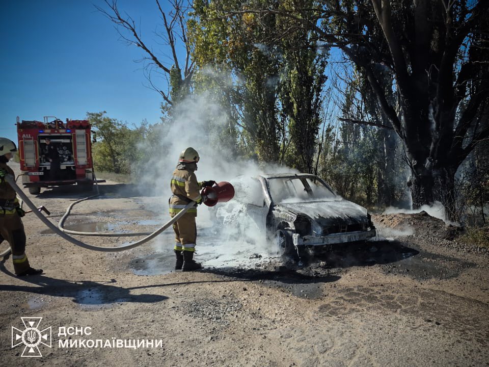 В Николаевской области загорелся автомобиль