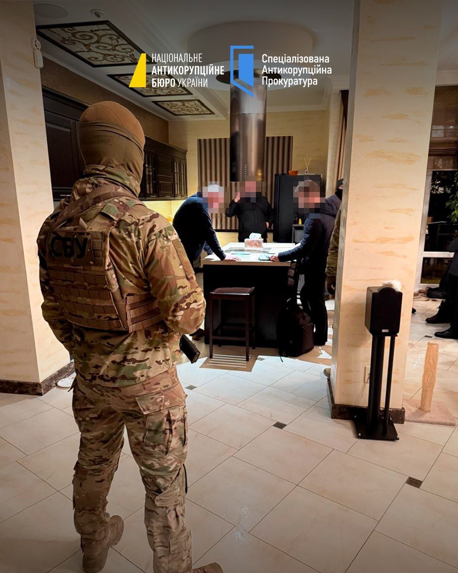 Разоблачение масштабной коррупционной схемы