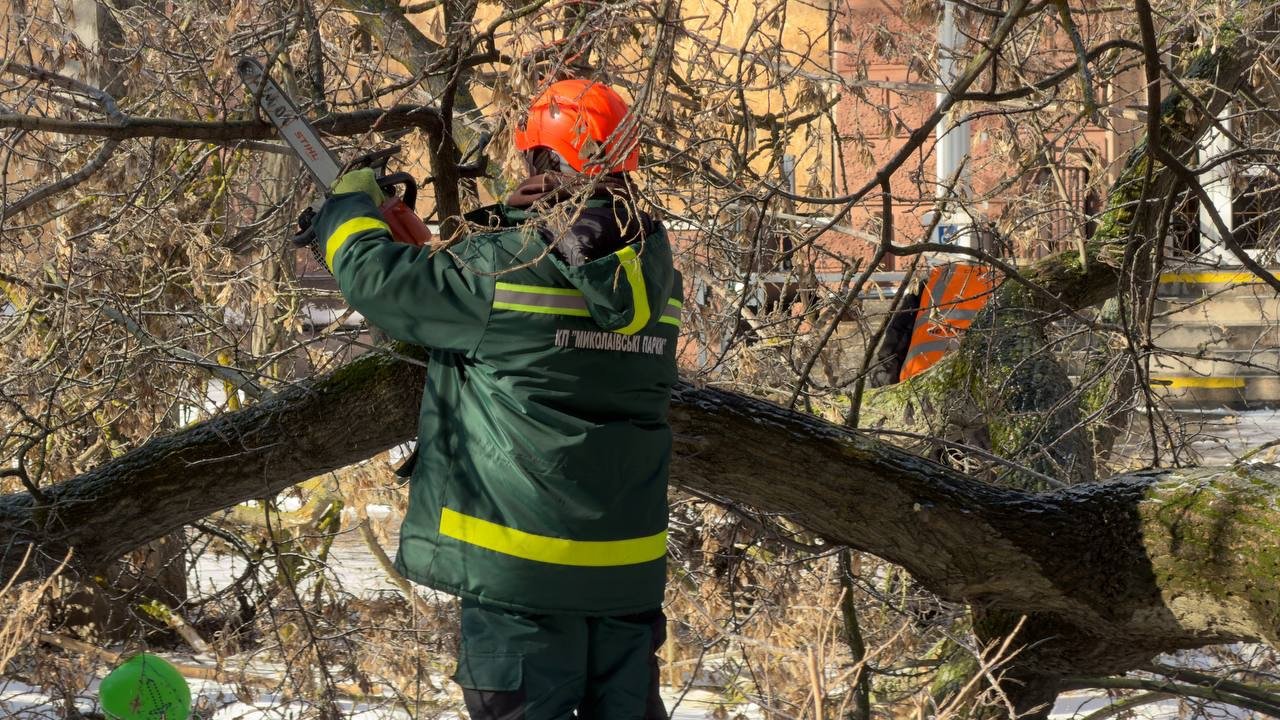 Ликвидация последствий непогоды в Николаеве