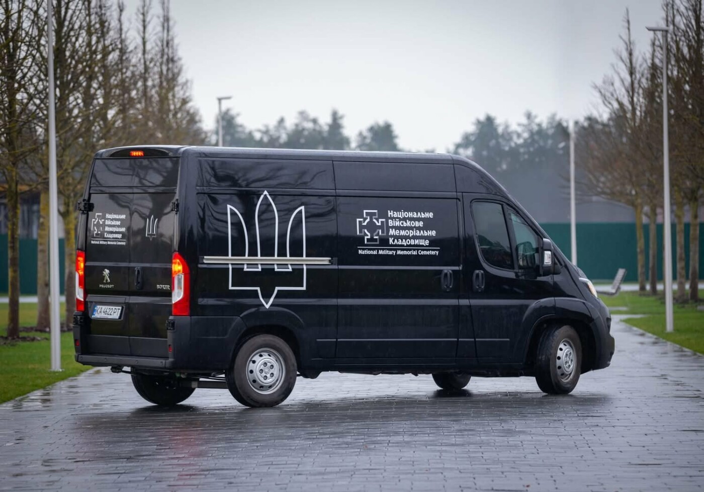 В Киеве похоронили военных из Николаева