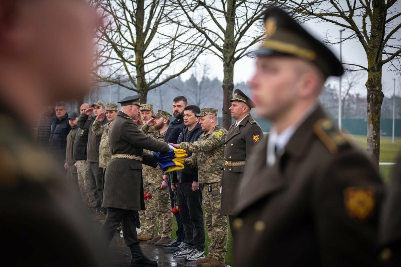 В Киеве похоронили военных из Николаева