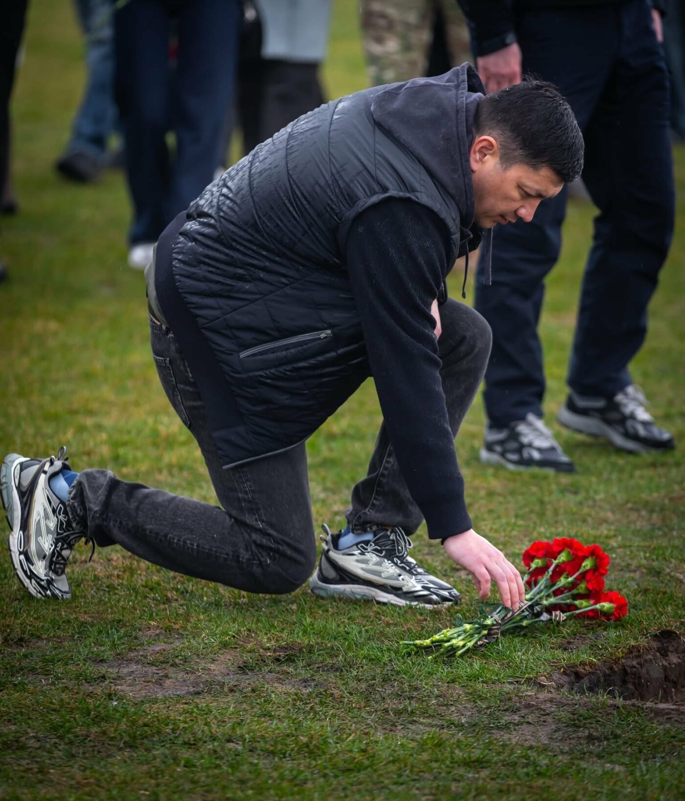 В Киеве похоронили военных из Николаева