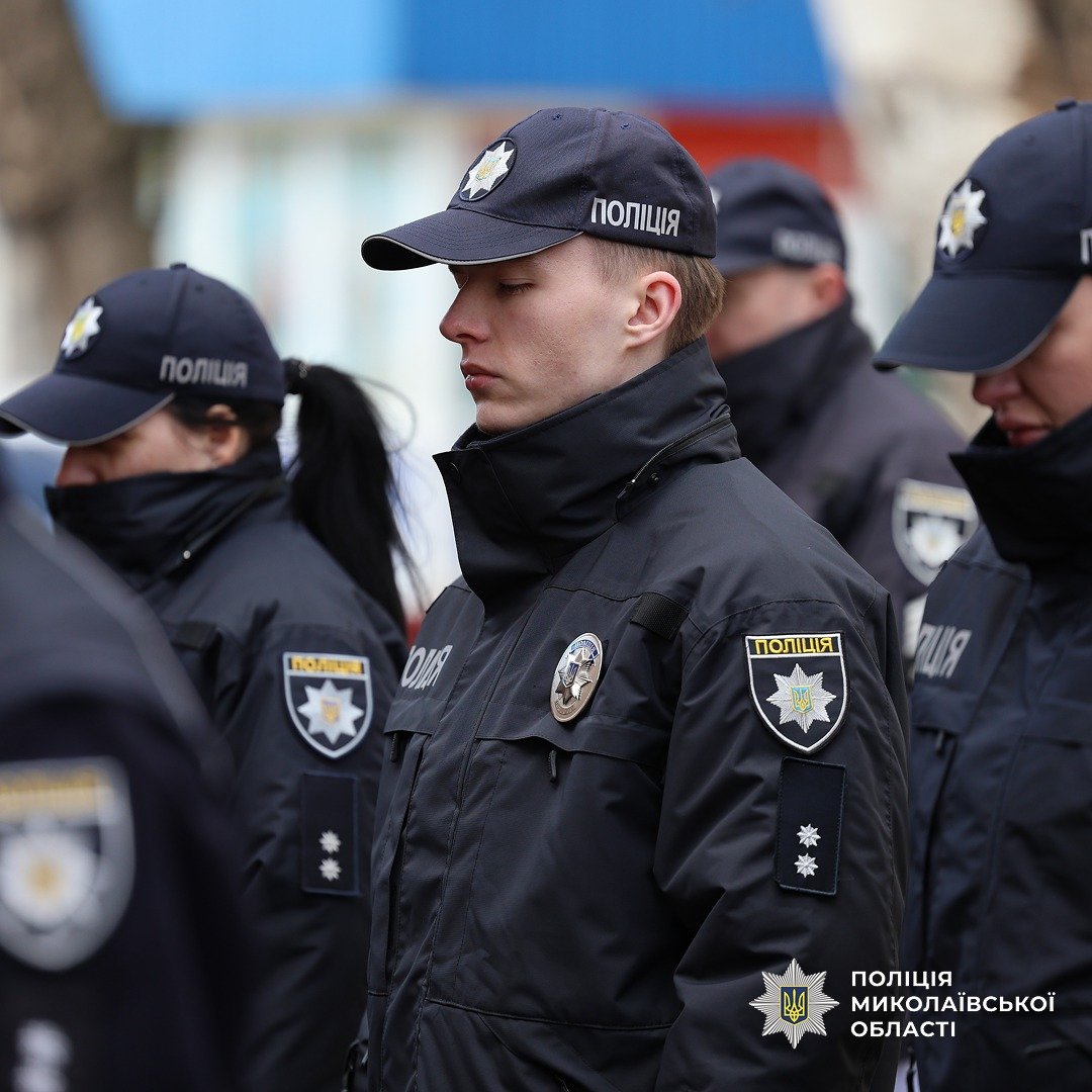 В Николаеве открыли памятный знак Герою