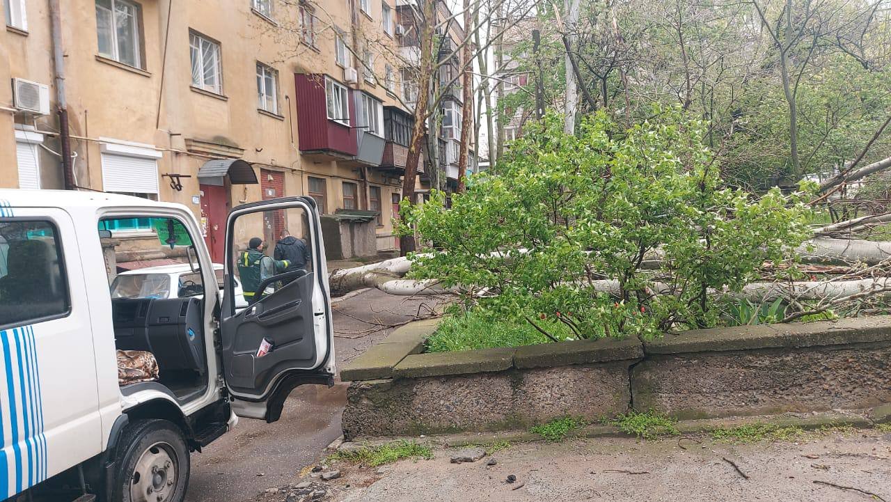 Наслідки негоди в Миколаєві.