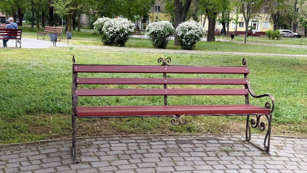 Обновление скамеек в Николаеве