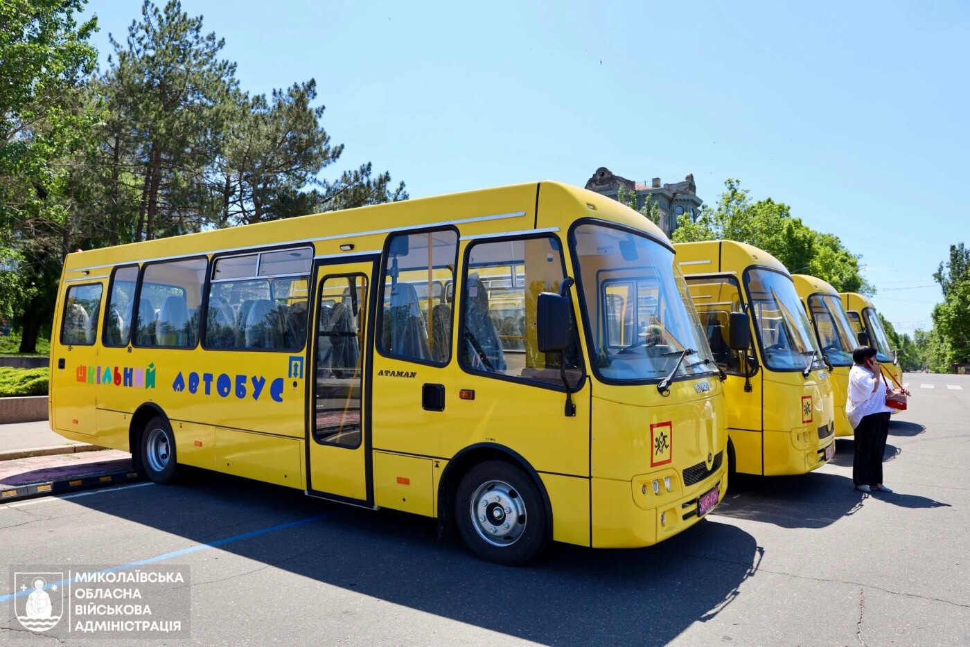 Новые школьные автобусы для Николаева