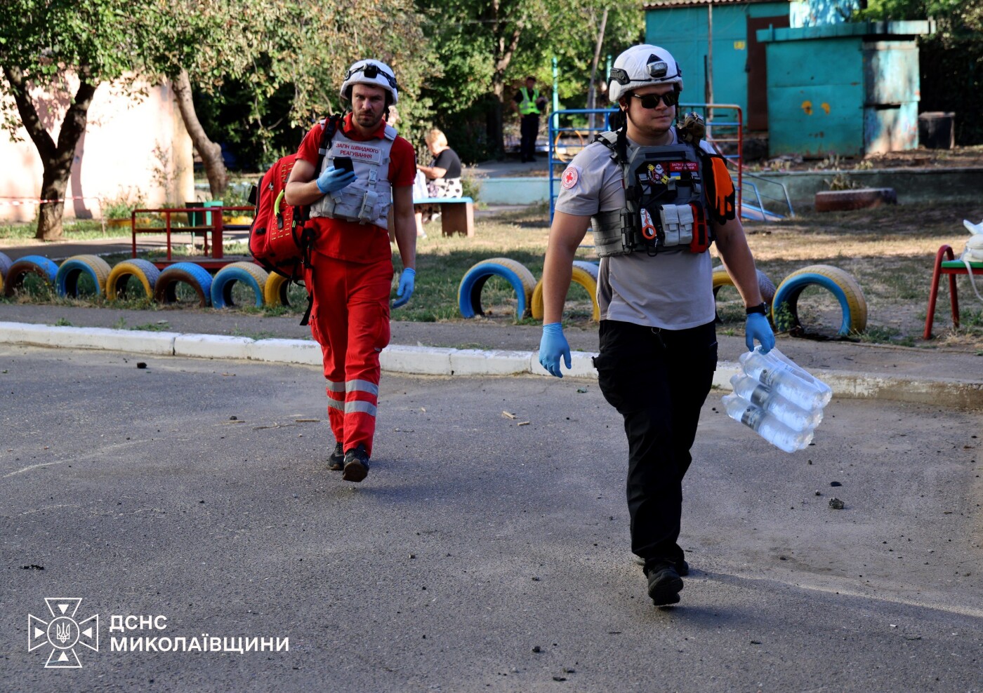 Наслідки обстрілу Миколаїв Наслідки обстрілу Миколаїв