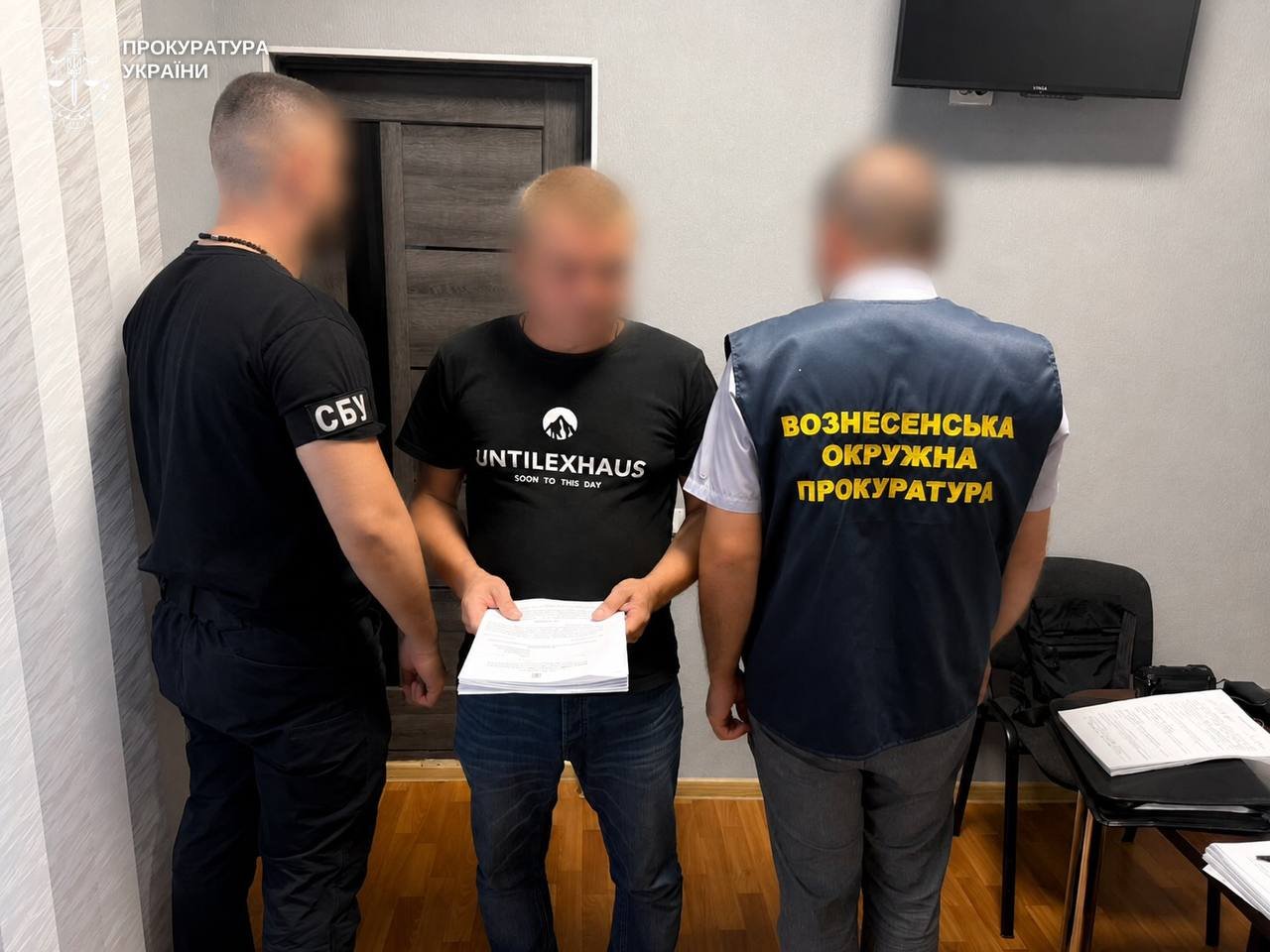 В Николаевской области чиновник обещал помочь с увольнением с военной службы