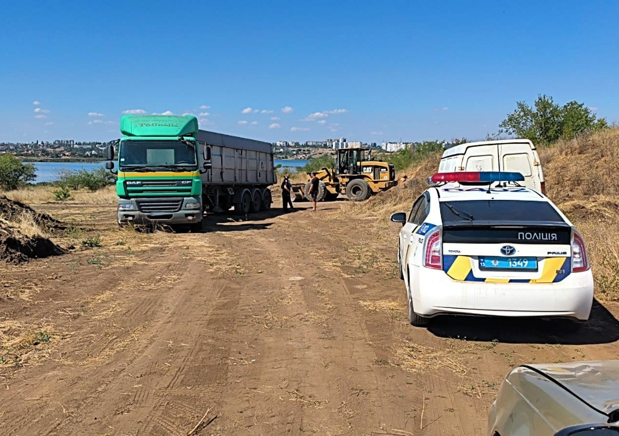 На Миколаївщині виявили незаконний забір піску