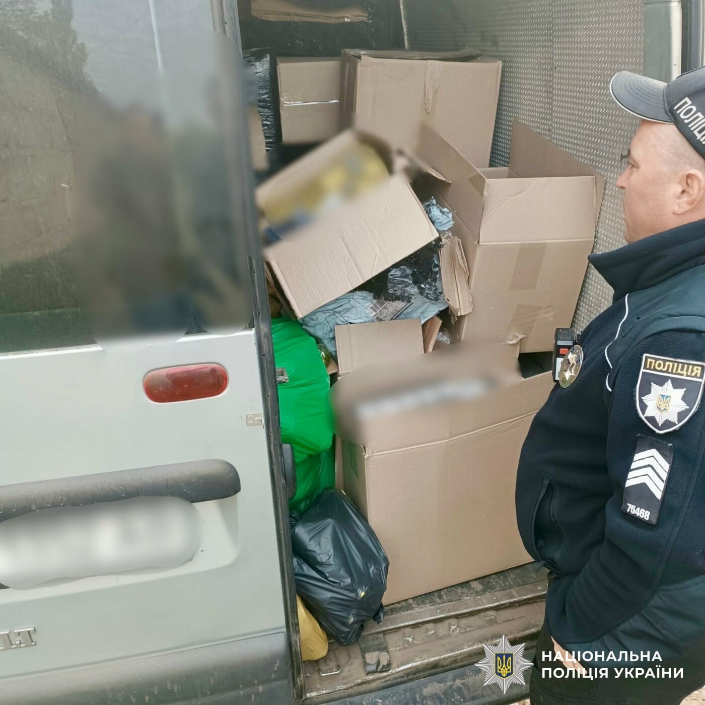 В Николаевской области остановили Renault с большой партией безакцизного товара