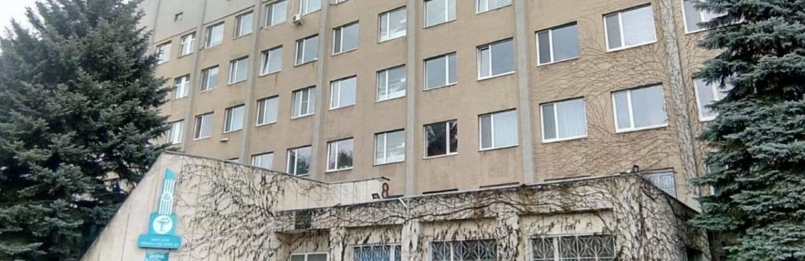 В Николаеве работники “ковидного” отделения горбольницы №3 вышли на протест: не платили надбавки, - ФОТО