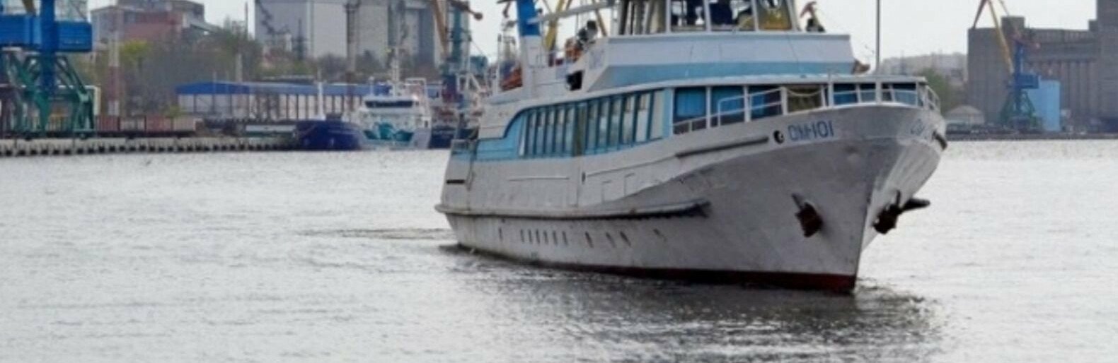 В Николаеве речные пассажирские перевозки в Большую Корениху могут отдать частной фирме