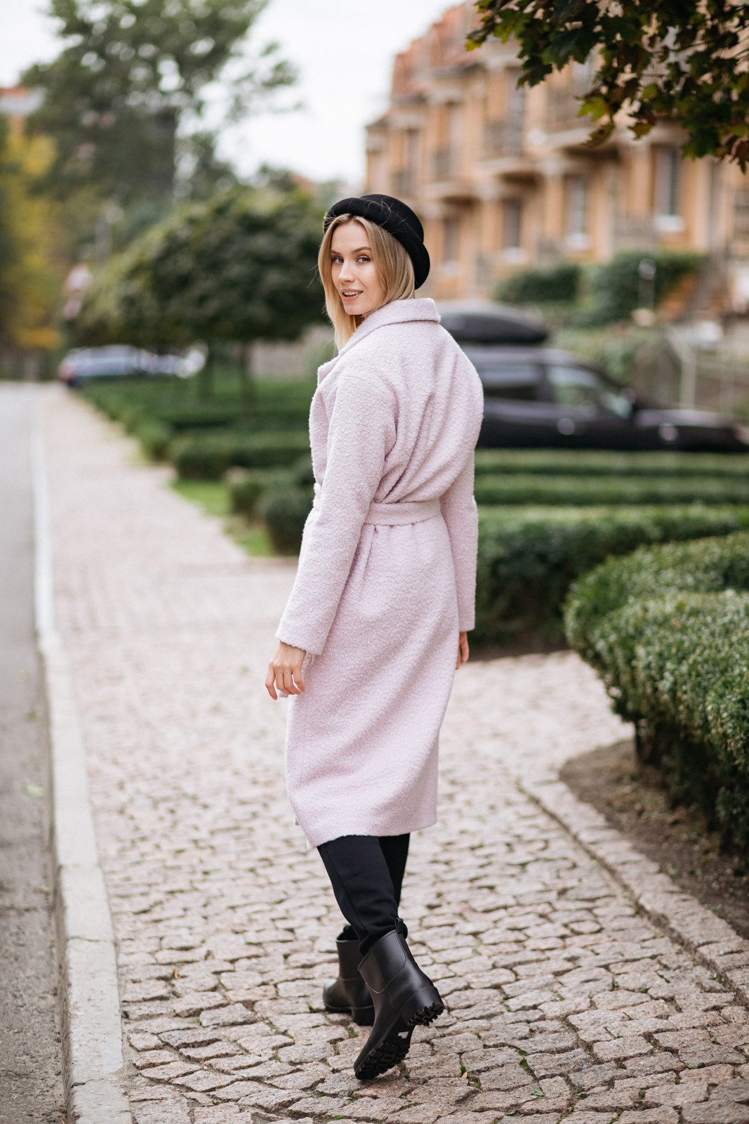 Фото https://wearme.com.ua/ Пальто женское демисизонное из букле "барашек"