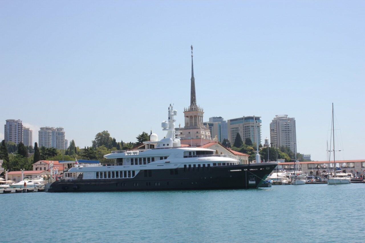 Прогулка на теплоходе, морская прогулка