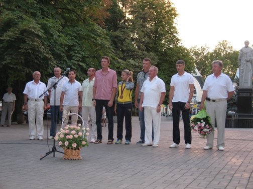 in_20120806075336_har-4