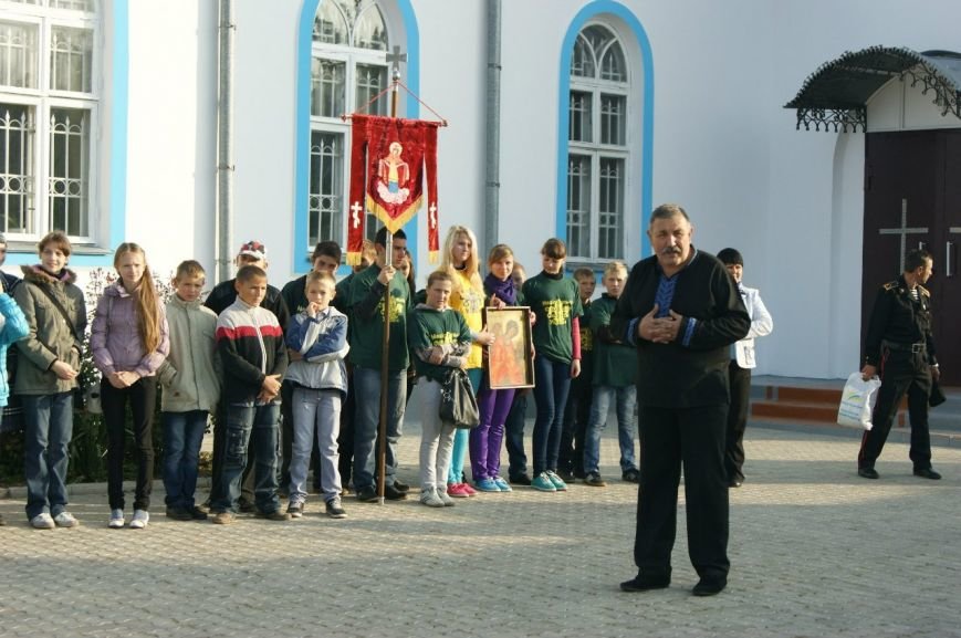 и IMG_3 и IMG_3