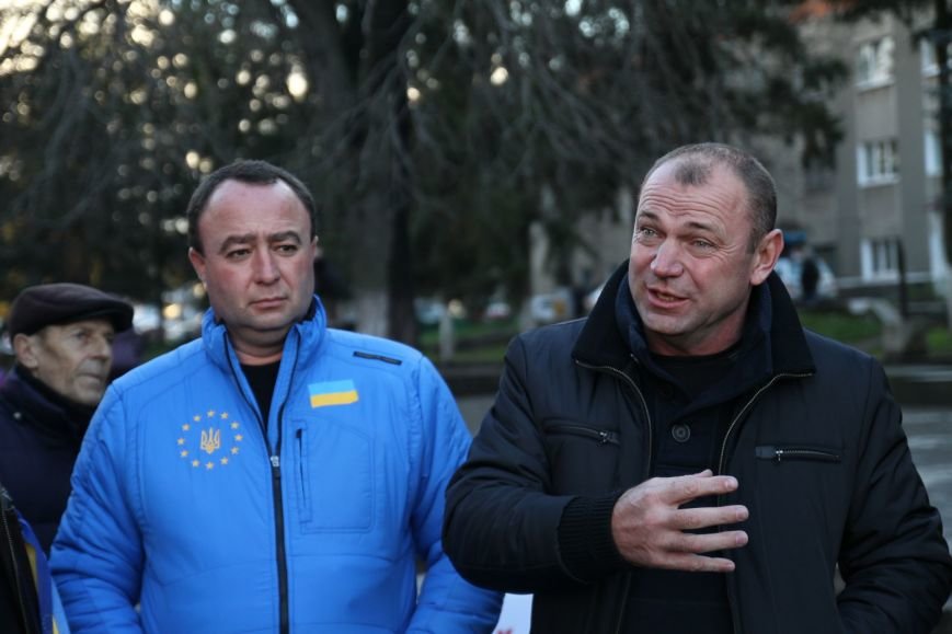 Начальник штаба А. Корнацкого  Александр Шкитин и народный депутат И. Бриченко