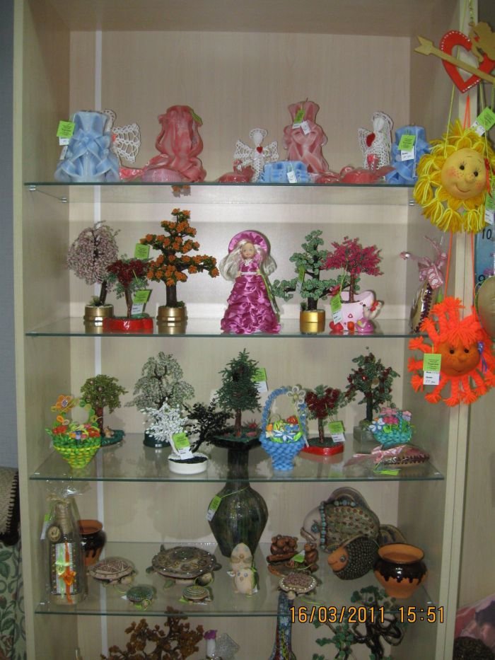 2 001